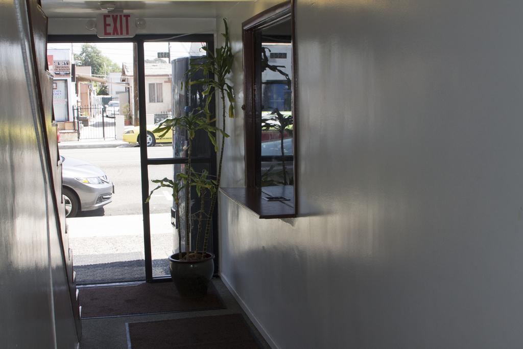 Lido Hotel Huntington Park Exterior photo