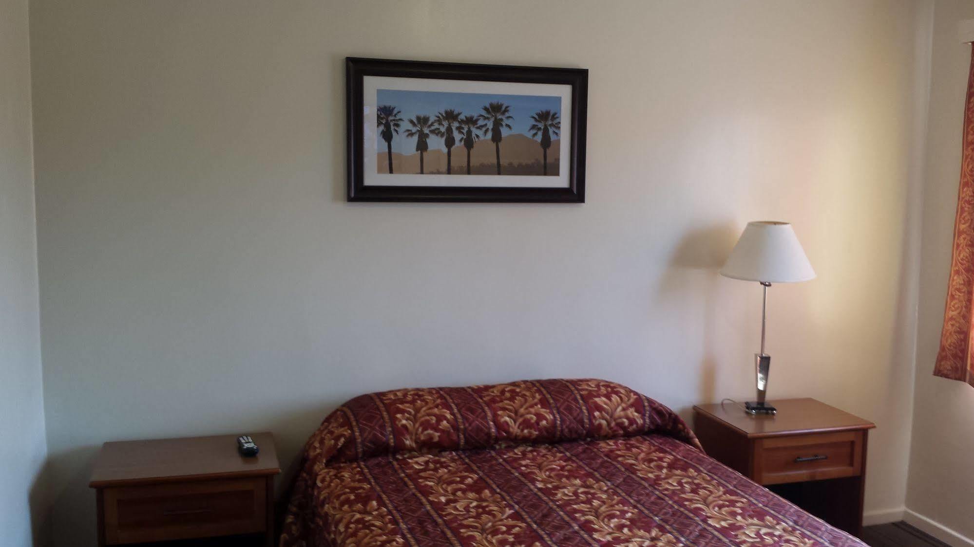 Lido Hotel Huntington Park Exterior photo